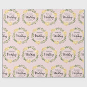 Geel W / C Bloemen Namen & Datum Blush Roze Bruilo Cadeaupapier (Vlak)