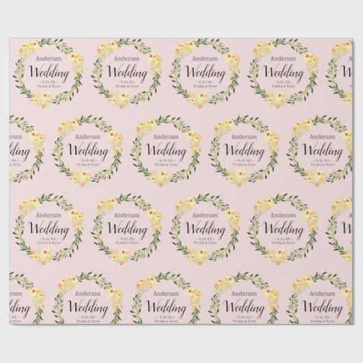 Geel W / C Bloemen Namen & Datum Blush Roze Bruilo Cadeaupapier (Vlak)