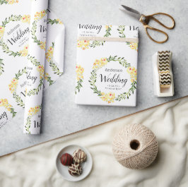 Geel W / C Bloemen Namen & Datum op Witte Bruiloft Cadeaupapier