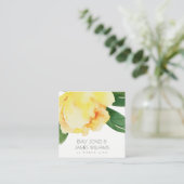 GEEL WATERVERF FLORAAL PERSONALISEERDE WEDING VIERKANTE VISITEKAARTJE (Staand voorkant)