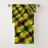  Geel Wildbloem Abstract Patroon Bad Handdoek (Insitu)