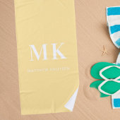 Geel wit monogram naam initialen strandlaken