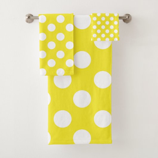 Geel & Wit Polka Dots Dot Bad Handdoek (Insitu)