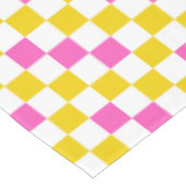 Geel Wit Roze Geruit Ontwerp  Tafelkleed (Gekanteld)