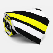 Geel wit zwart, aangepast dun, diagonaal gestreept stropdas (Opgerold)