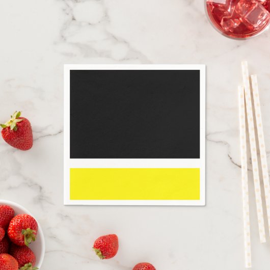 Geel wit zwart kleurblok servetten (Insitu)