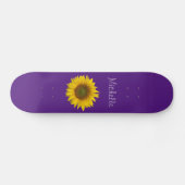 Geel zonnebloempje Monogram Cute Paars Persoonlijk Skateboard (Horizontaal)