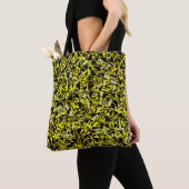 Geel Zwart Driehoek Patroon Tote Bag (Dichtbij)