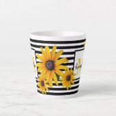 Geel Zwart-Eyed Susan Zwart Streep Monogram Latte Mok (Voorkant)