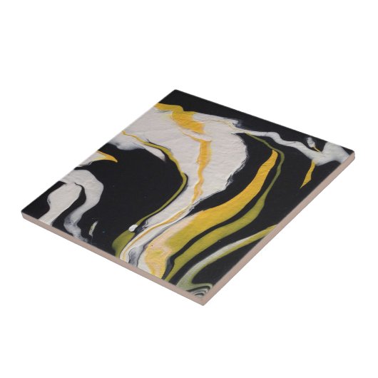 Geel, zwart, wit tegeltje (Zijkant)