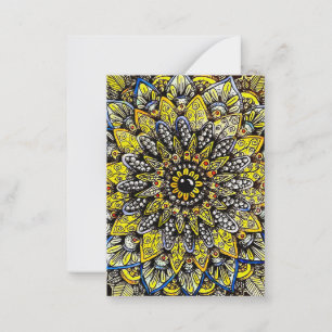 Geelgroen handgetekend mandala-ontwerp notitiekaartje