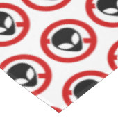 GEEN ALIENS TAFELKLEED (Gekanteld)