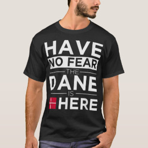 Geen angst dat de Deen hier is trots op de Deense T-shirt