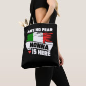 Geen angst dat nonna hier is? tote bag (Dichtbij)