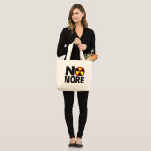 Geen antinucleaire slogan meer grote tote bag (Voorkant (model))