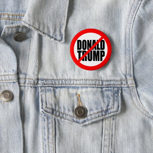 "GEEN DONALD TRUMP" RONDE BUTTON 5,7 CM (In situ)