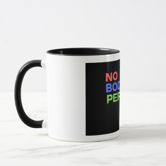 Geen enkel lichaam is een perfect citaat mok (Links)