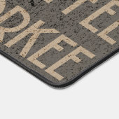 Geen koffie, geen bureau mat (Hoek)