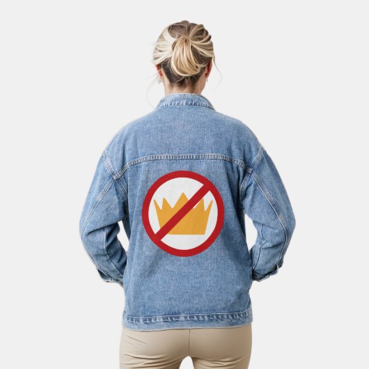 GEEN KONINGEN! Anti-Trump (terug) Denim Jacket (Model)