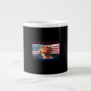 Geen Koningen In Amerika Anti-Trump Creatief Ontwe Grote Koffiekop