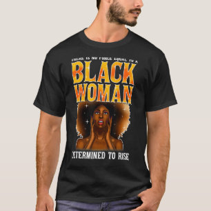 Geen kracht gelijk zwarte vrouw vastbesloten om zw t-shirt