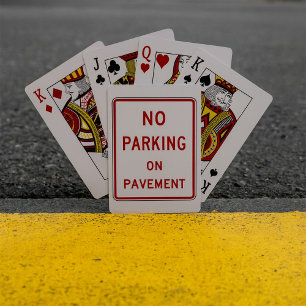Geen parkeergelegenheid op het waarschuwingsbord v pokerkaarten