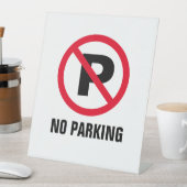 Geen parkeerverbod voor het parkeren van het rode  reclamebord met voetstuk (Insitu)