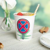 Geen parkeerwegbord rood blauw verkeerssymbool papieren bekers