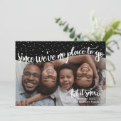 Geen plek om te gaan Farewell 2022 zwarte en witte Feestdagenkaart (Staand voorkant)