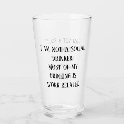 Geen sociale drinker Funny Pint Stein Glas (Voorkant)