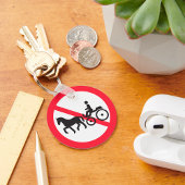 Geen spoor van paardenstaarten en verkeersbuggy sleutelhanger