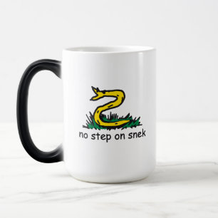Geen stap op snek memes Gadsden parodie SnekRight Magische Mok