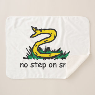 Geen stap op snek memes Gadsden parodie SnekRight Sherpa Deken