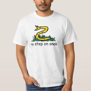 Geen stap op snek memes Gadsden parodie SnekRight T-shirt