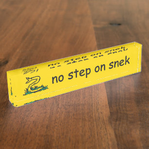 Geen stap op snek memes Gadsden SnekRechts geel Naambordje