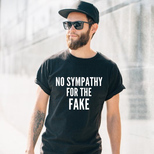 Geen sympathie (genderneutraal) T-shirt