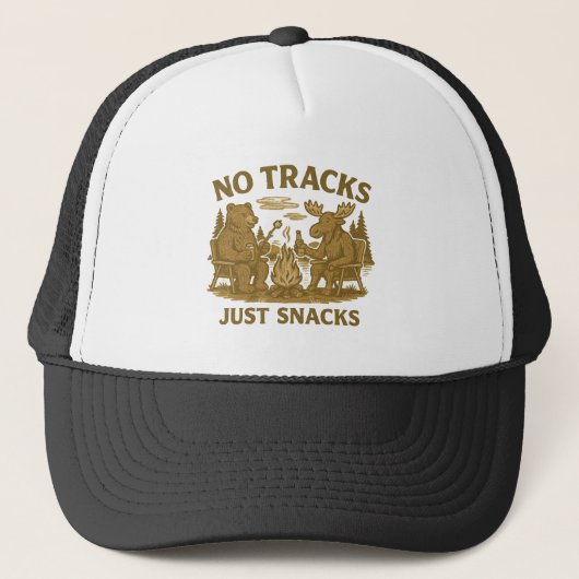 Geen tracks, alleen snacks | Grappig Beer & Moose Trucker Pet (Voorkant)