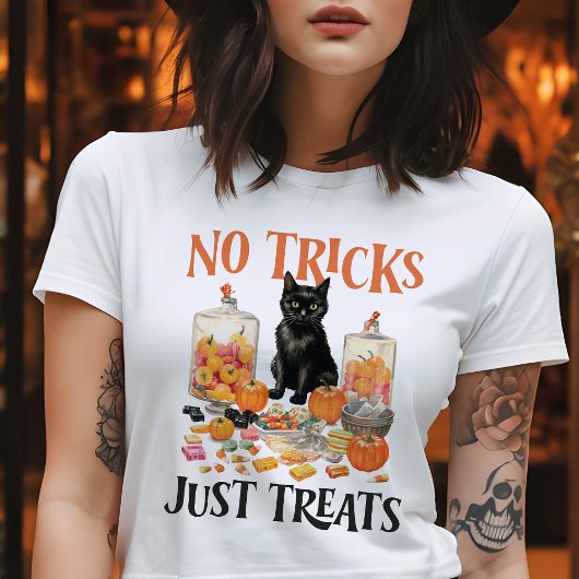 Geen trucs alleen trakteert zwarte kat  Halloween Tri-Blend Shirt