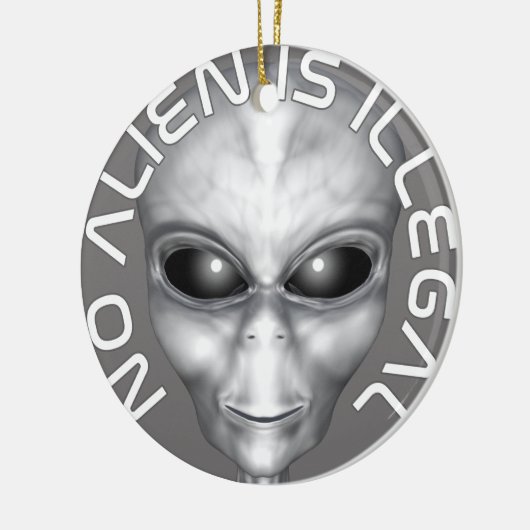 Geen vreemdeling is illegaal keramisch ornament (Links)