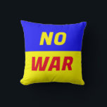 GEEN WAR-Sierkussen Kussen<br><div class="desc">Genoeg is genoeg.</div>