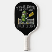 Geen Zachte Opslagen Hier – Pickleball met Beet Paddle (Voorkant)