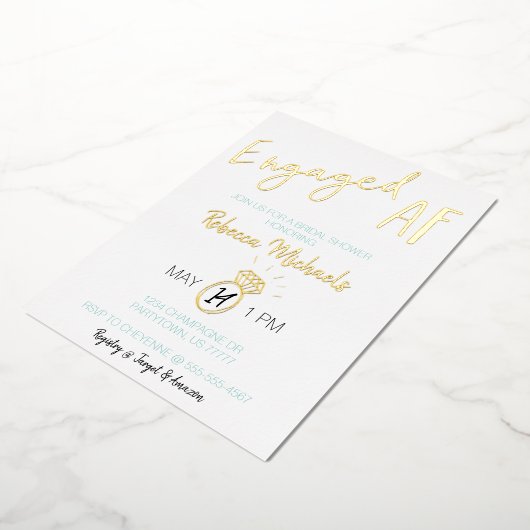 Geëngageerde AF Gold Metallic Script Vrijgezellenf Folie Uitnodiging (Gedraaid)