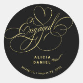 Geëngageerde elegante gouden zwarte verlovingsfees ronde sticker (Voorkant)