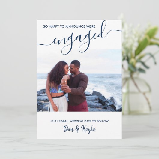 Geëngageerde foto en Elegant Script Blue Verloving Aankondiging (Staand voorkant)