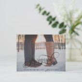 Geëngageerde kalligrafie in zwart, foto-Verloving Aankondigingskaart (Staand voorkant)