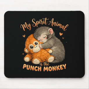 Geestdier is de knuffelende Punch Monkey Knuffel Muismat