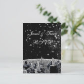 Geëtste NYC Skyline #2 Zwart Wit Hart RSVP 1 Uitnodiging Briefkaart (Staand voorkant)