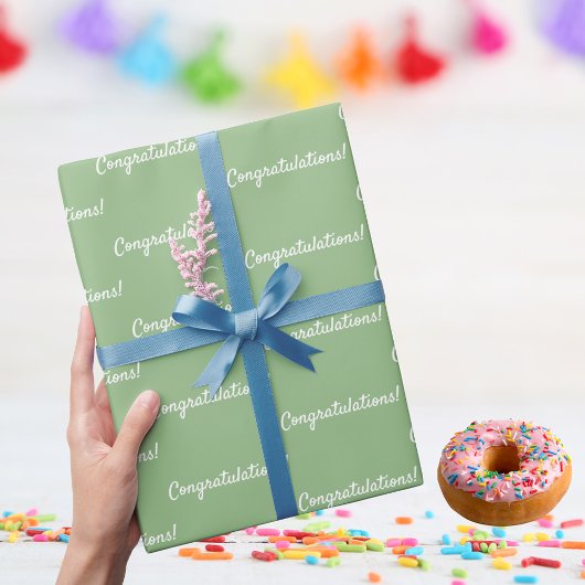 Gefelicitaties saliegroen wit cadeaupapier