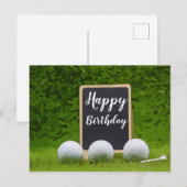 Gefeliciteerd aan golfer met golfbal op green briefkaart (Voorkant / Achterkant)