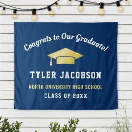 Gefeliciteerd aan onze afgestudeerde Navy en Goude Wandkleed